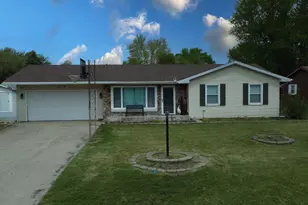 714 E Rosewood St, Watseka, IL 60970 - Photo 1