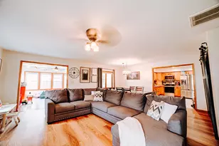 714 E Rosewood St, Watseka, IL 60970 - Photo 16