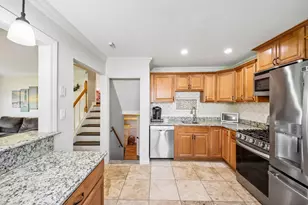 51 W Crystal Ave, Lombard, IL 60148 - Photo 6