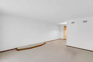 15058 Naughton Dr, South Holland, IL 60473 - Photo 4