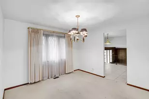 15058 Naughton Dr, South Holland, IL 60473 - Photo 6