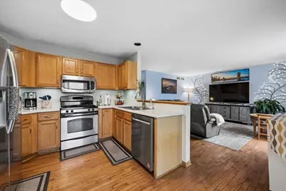 1068 N Camden Lane, South Elgin, IL 60177 - Photo 12