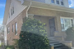 249 Marshall Ave, Bellwood, IL 60104 - Photo 2