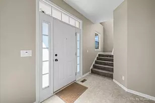 607 Stearn Dr, Genoa, IL 60135 - Photo 8