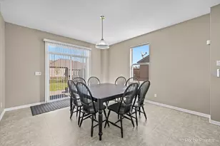 607 Stearn Dr, Genoa, IL 60135 - Photo 6