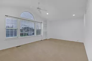 1171 Heavens Gate, Lake in the Hills, IL 60156 - Photo 22