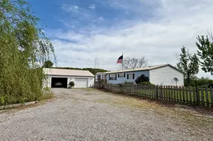 2025 Central Hill Rd, Grantsburg, IL 62943 - Photo 30