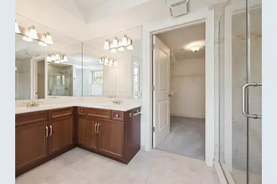 10 E Burlington Street #2J, Riverside, IL 60546 - Photo 20