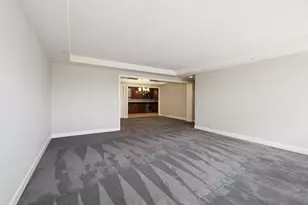 10 E Burlington St, Riverside, IL 60546 - Photo 16