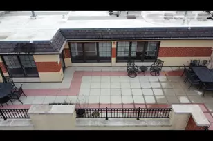 10 E Burlington St, Riverside, IL 60546 - Photo 34