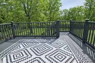 1235 Mallard Ln, Hoffman Estates, IL 60192 - Photo 10