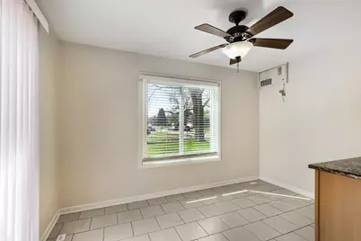 2474 Sunlight Court, Aurora, IL 60502 - Photo 4