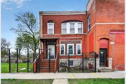 3657 W Ohio Street, Chicago, IL 60624 - Photo 1