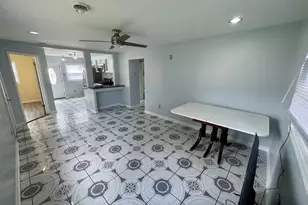 14056 S Marquette Ave, Burnham, IL 60633 - Photo 6