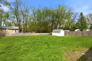 466 W 2nd St, Braidwood, IL 60408 - Photo 22