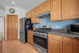 942 Brassfield Ave, Romeoville, IL 60446 - Photo 8