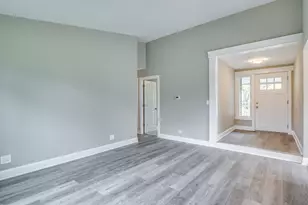 106 Foxcroft Rd, Naperville, IL 60565 - Photo 2