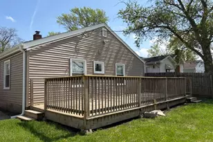17312 Poe Ave, Hazel Crest, IL 60429 - Photo 6