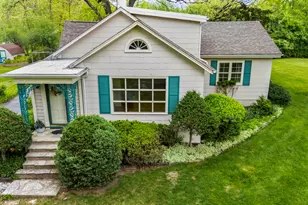 291 Rustic Dr, Barrington, IL 60010 - Photo 4