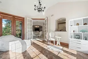 648 Long Cove Ct, Riverwoods, IL 60015 - Photo 10