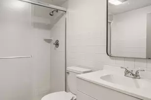 60 Greencroft Dr, Champaign, IL 61821 - Photo 56