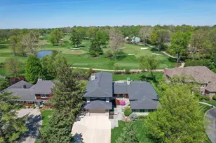 60 Greencroft Dr, Champaign, IL 61821 - Photo 2