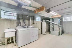 9712 S Kolmar Ave, Oak Lawn, IL 60453 - Photo 16