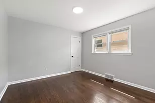 1051 Burnham Ave, Calumet City, IL 60409 - Photo 12