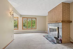 1005 Valley Ln, Lockport, IL 60441 - Photo 12