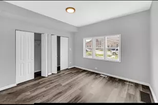 15343 8th Ave, Phoenix, IL 60426 - Photo 6