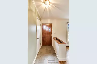 621 E Grove Street, Arlington Heights, IL 60005 - Photo 6