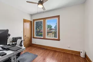 1915 Home Ave, Berwyn, IL 60402 - Photo 12