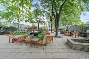 3600 N Lake Shore Dr, Chicago, IL 60613 - Photo 32