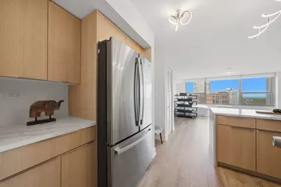 3600 N Lake Shore Drive #1816, Chicago, IL 60613 - Photo 16