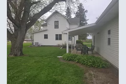 610 E Main Street, Ashkum, IL 60911 - Photo 4