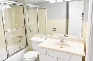 3133 Bernice Rd, Lansing, IL 60438 - Photo 6