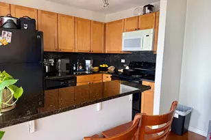 655 W Irving Park Rd, Chicago, IL 60613 - Photo 4