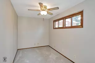 324 W Harrison Rd, Lombard, IL 60148 - Photo 18