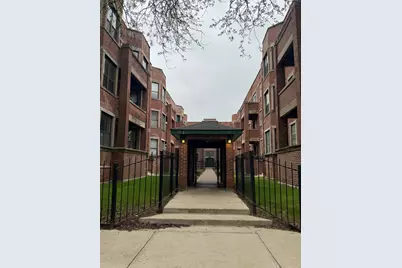 6108 S Dorchester Avenue, Chicago, IL 60637 - Photo 1