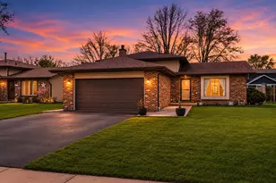 2413 Kerry Winde Dr, New Lenox, IL 60451 - Photo 1