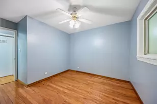 670 Lakeview Ln, Hoffman Estates, IL 60169 - Photo 26