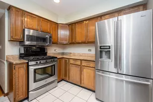 39895 N Crabapple Dr, Antioch, IL 60002 - Photo 8