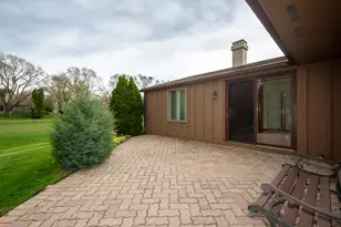 39895 N Crabapple Dr, Antioch, IL 60002 - Photo 6