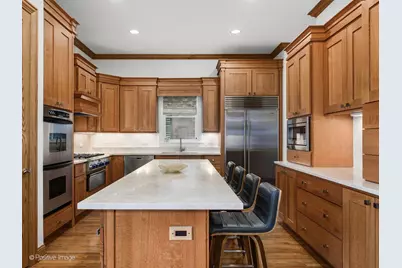 2664 N Hartland Court, Chicago, IL 60614 - Photo 12