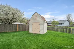 1515 Cindy Ln, Sandwich, IL 60548 - Photo 32
