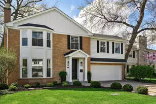 915 Pontiac Rd, Wilmette, IL 60091 - Photo 2