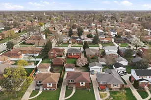 10265 Dickens St, Westchester, IL 60154 - Photo 4