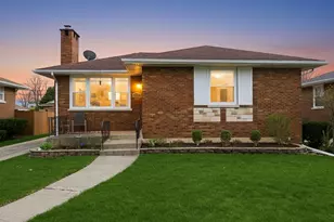 10265 Dickens St, Westchester, IL 60154 - Photo 2