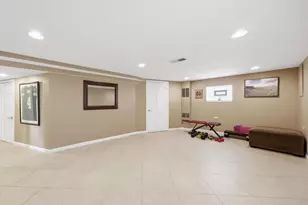 10265 Dickens St, Westchester, IL 60154 - Photo 34