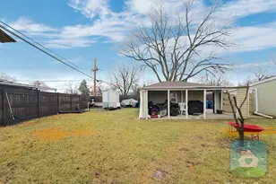 1426 Stanley Blvd, Calumet City, IL 60409 - Photo 24